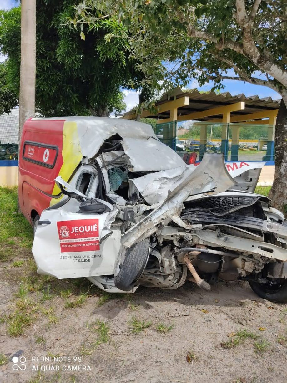 Cidade Sol: Trocar a cueca e vida que segue | Ambulância do TFD se Embuceta toda indo para Salvador..