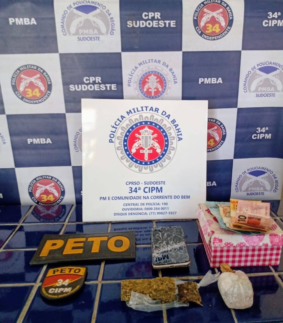 FORMIGÃO ESPIRITOU, SAMBOU E ACABOU PRESO POR VENDER CHÁ NO BRISAS.