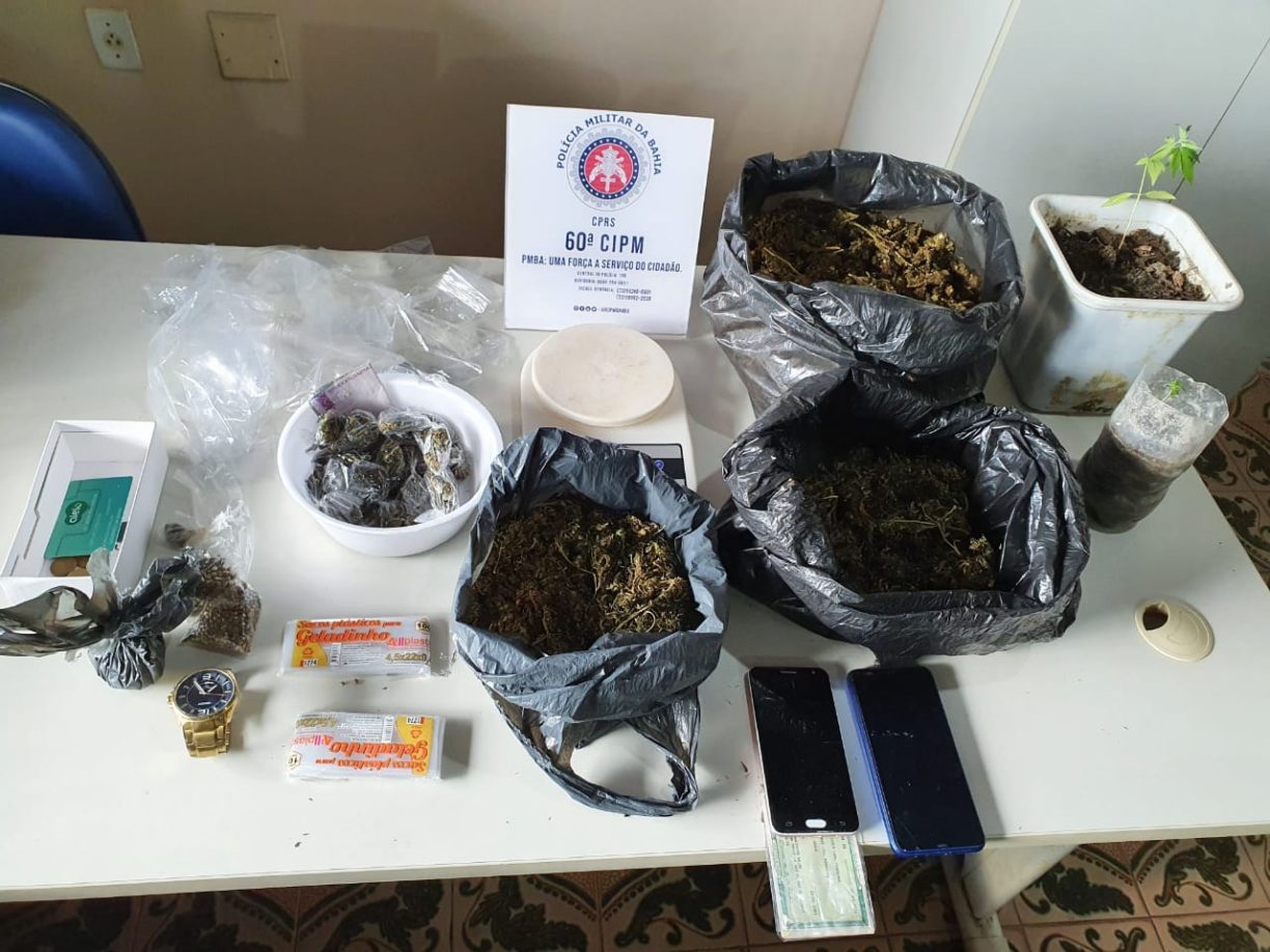 Rapidinha: 60a CIPM Broca em Wenceslau Guimarães, prende dois Cu de Galinha e desmonta Naturaboca