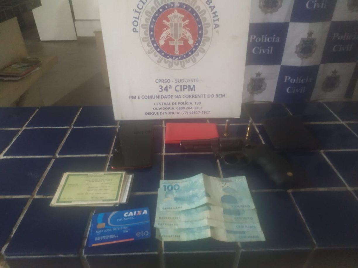 Brumado: “Pé de pano se Finge de morto para não levar galinha pulando, PM prende o Boi portando um canela seca na Vila.