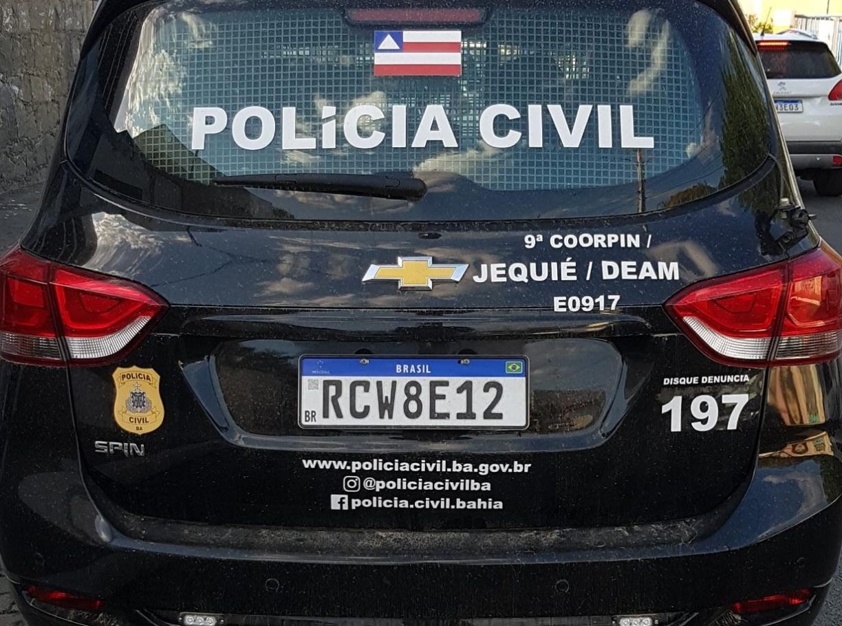 Delegacia da mulher cumpre mandado de prisão contra um seboso por estupro de menina de 11 anos em Jequié.