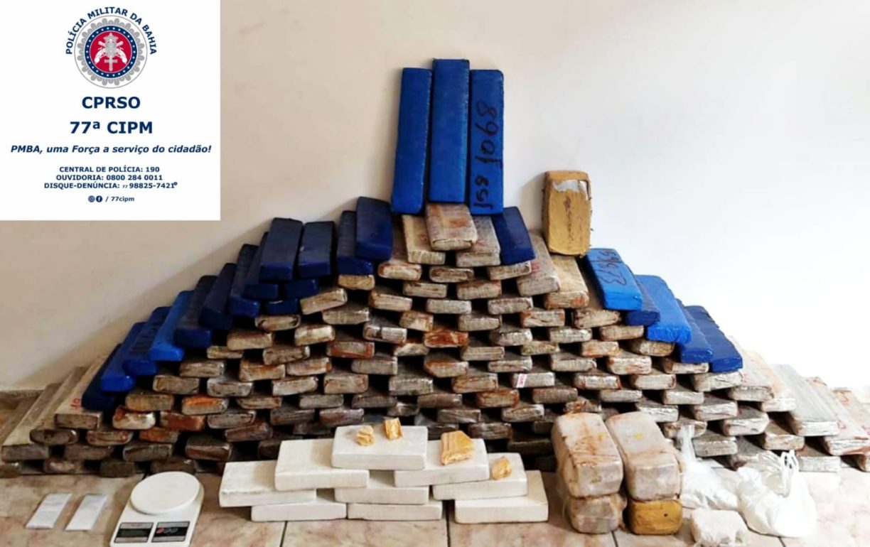 Brocada padrão! PETO 77  apreende carga de droga e captura seboso que operava de Kg em Conquista.