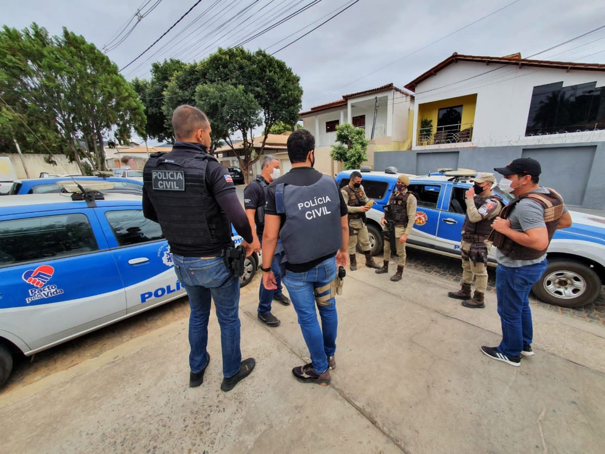 Brumado: Polícias Civil e Militar defragram Operação Campo Seco em Combate ao tráfico de drogas, “Cu de Galinha não tava de cima.”