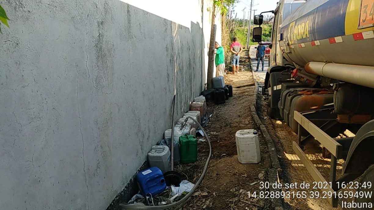 Furtando ouro | Polícia descobre esquema de furto de gasolina em Itabuna