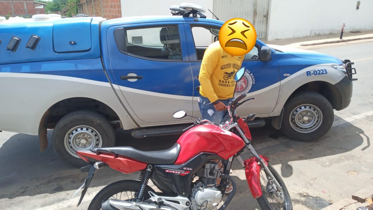 Brumado: Cu de galinha mototaxista tem cabrita apreendida uma semana depois dele divulgar fotos e áudios tirando onda com a PM.”