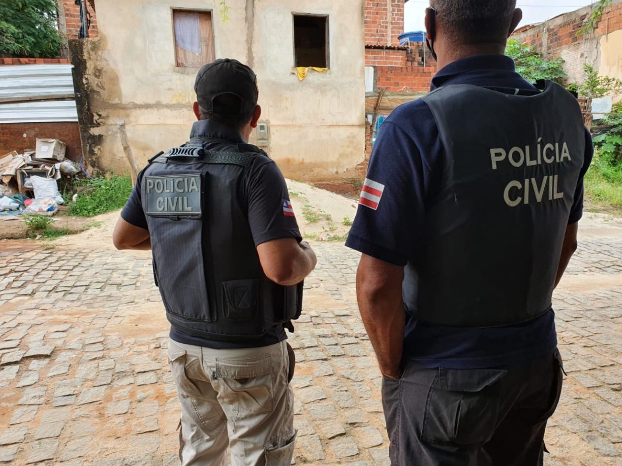 Brumado: Policia Civil prende dois Cu de Galinha na Operação Unum Corpus .