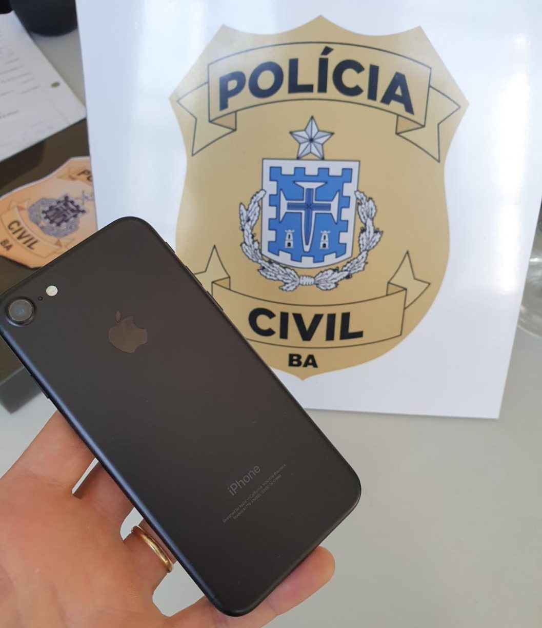Botou Pocano! Delegacia de Malhada de Pedras recupera e devolve à vítima celular roubado.