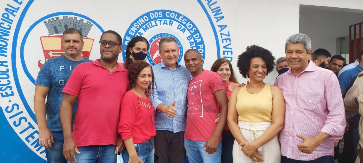 Rui visita CPM Idalina, inaugura Campo Gramado, entrega Sistema de Abastecimento de Água e ‘Espaço Colaborar’ em Brumado