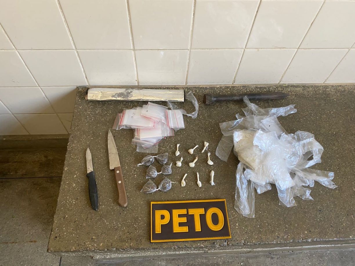 Brumado: PETO Estoura “Lojinha” na Rua da Pedrinhas, “Funcionário” deu Pinote.