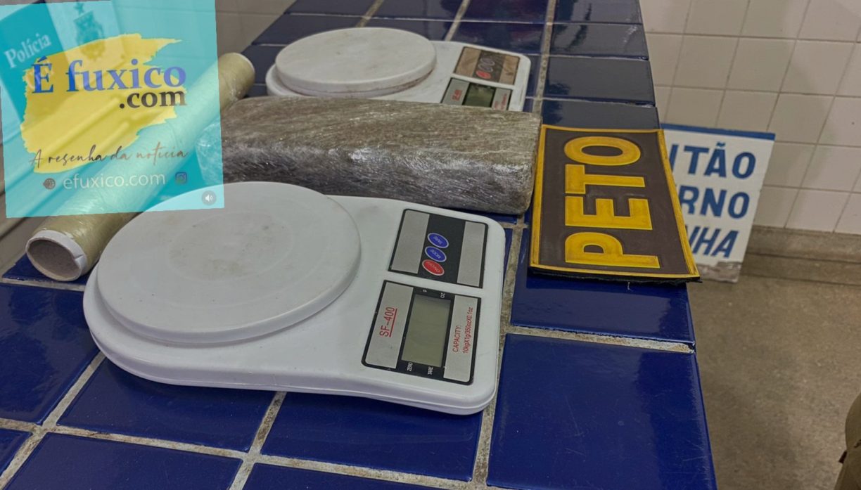 Em Brumado, Cu de galinhas das pedrinhas deixam 1kg de maconha ao baterem de frente com o PETO.