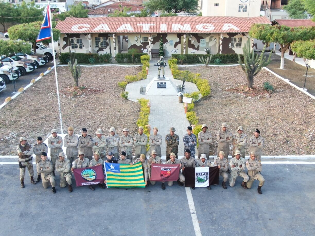 Vinte e oito policiais militares concluem Curso de Adaptação à Caatinga, Soldado da 34ªCIPM-Brumado é o mais novo Guerreiro de Caatinga.