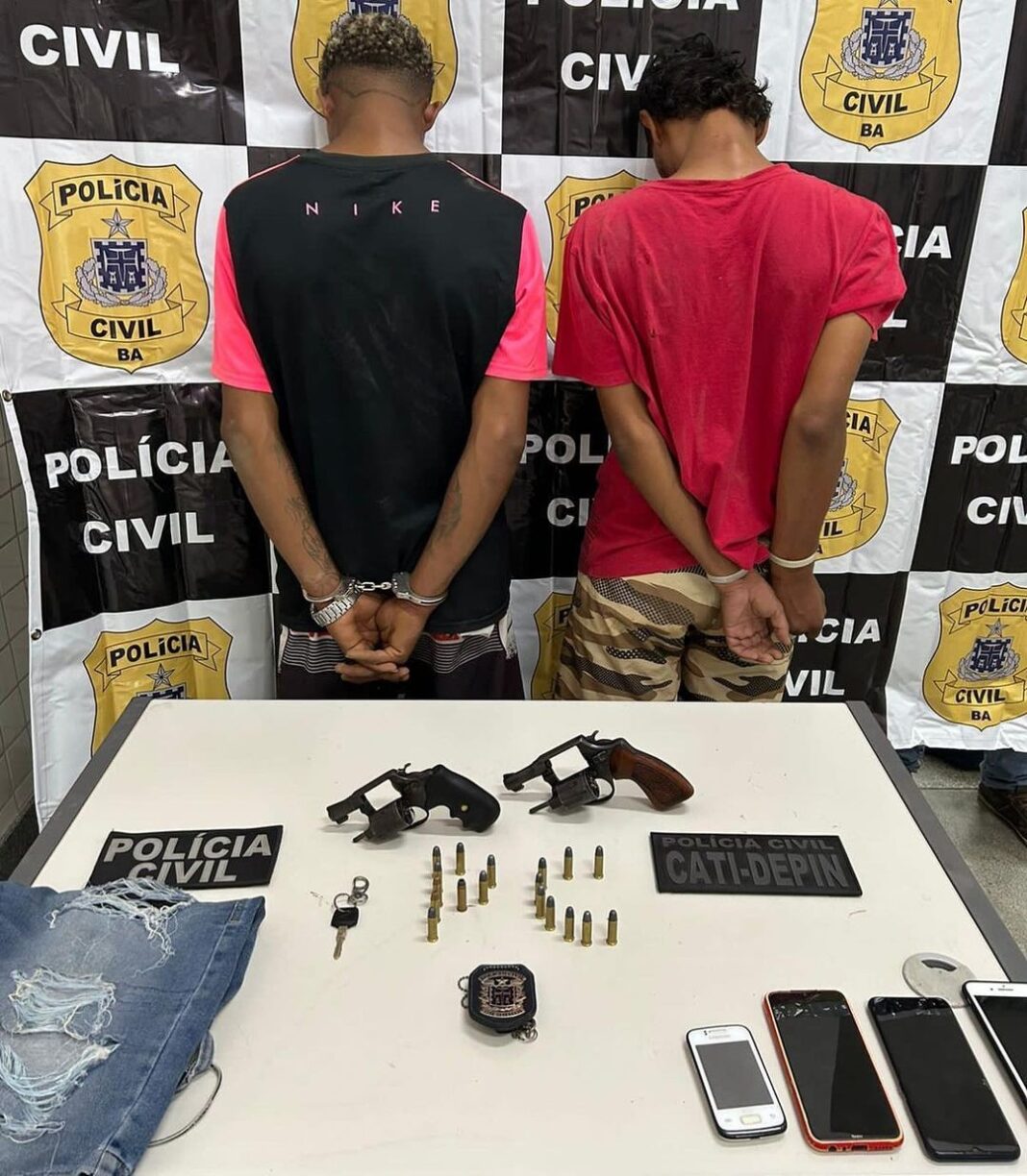 Polícia broca e prende rapidamente cramunhões acusados de duplo homicídio na Galeria do Ciclame em Jequié