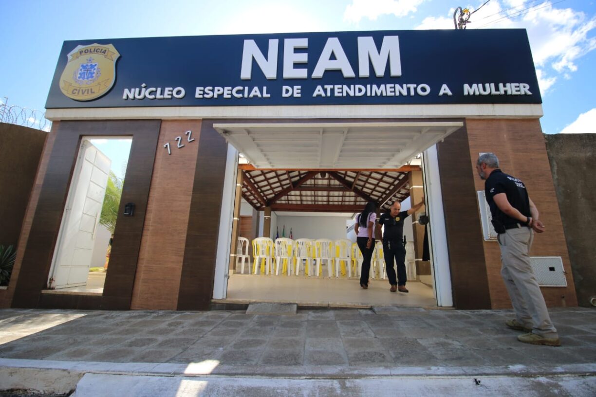 Moradoras de Brumado passam a contar com o Neam