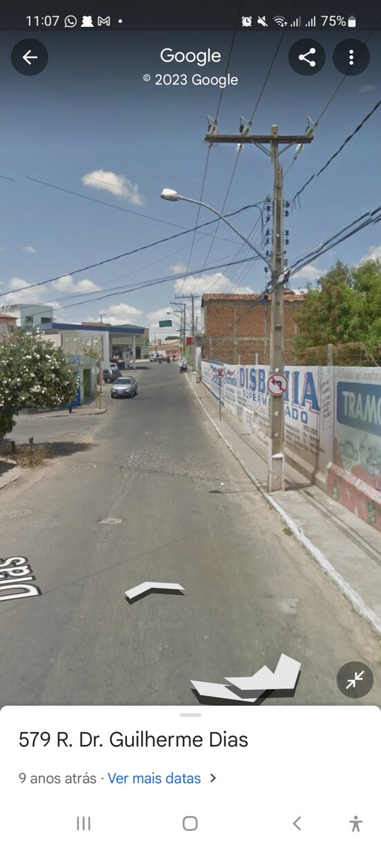 Em Brumado, “Cada um paga o seu deixa dois feridos, veículos viraram bufa antes da chegada dos homi”.