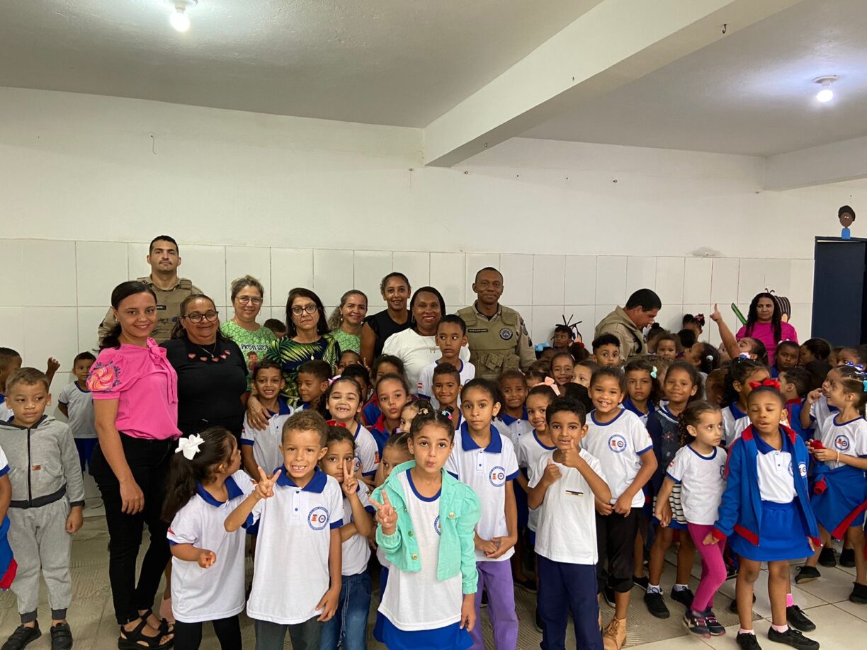 Prefeitura de Brumado e 24º Batalhão iniciam projeto de prevenção a violência nas escolas.