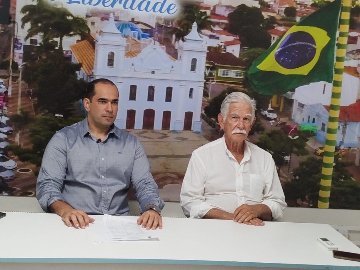 Se ligue no vídeo! Secretário Cláudio Feres ao lado do Bigodão anuncia Projeto ‘Zera Fila’ na Central de Marcação Municipal