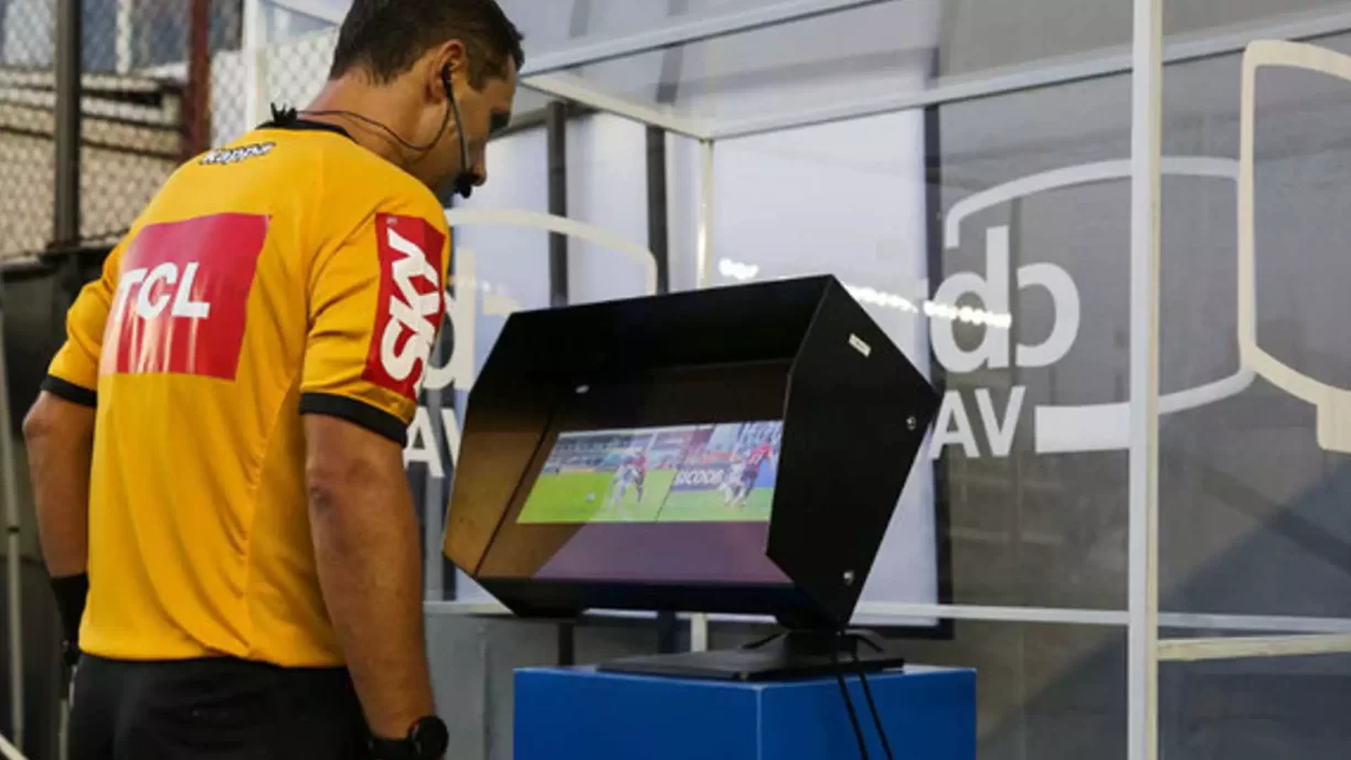 O pau vai quebrar! CBF anuncia que jogos do Brasileiro retornam no dia 1º de junho