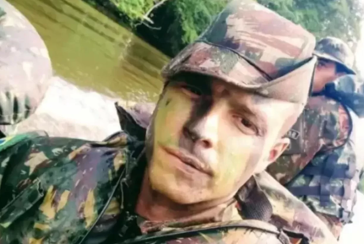 Puta que pariu! Após agredir mulher, militar baiano do Exército troca tiros com PMs, mata agente e é morto.