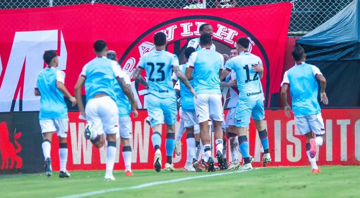 Time da Fatal! Vitoria perde em casa para o fraco Atlético de Goiás