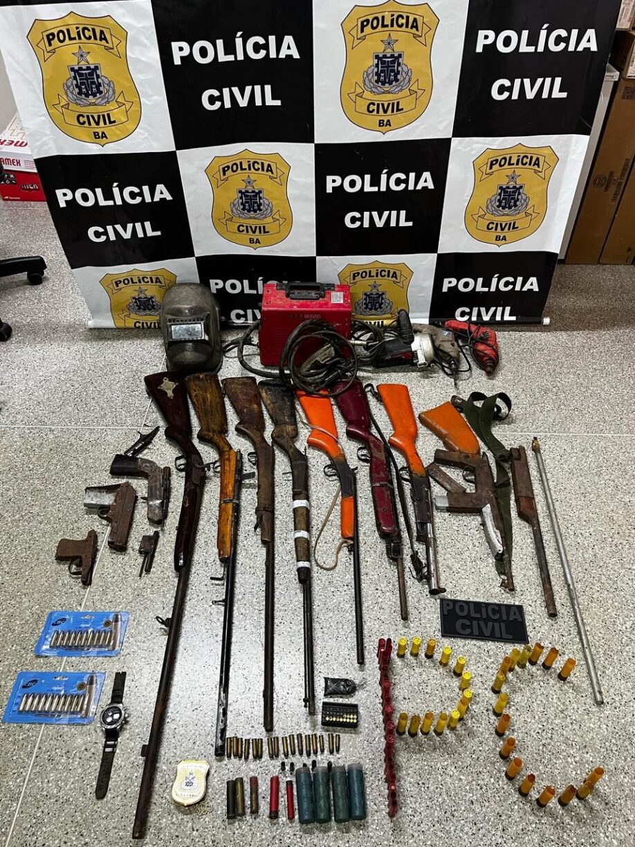 Polícia Civil estoura fábrica clandestina de armas na zona rural de Jaguaquara; armeiro saiu no pinote ao ver os Zomi.