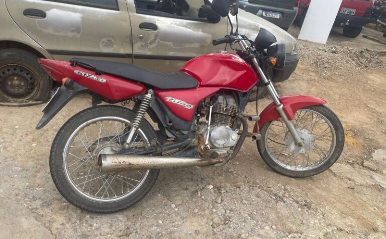 Em Brumado, PM recupera motocicleta com o auxílio do sistema de reconhecimento de placas do CICOM.