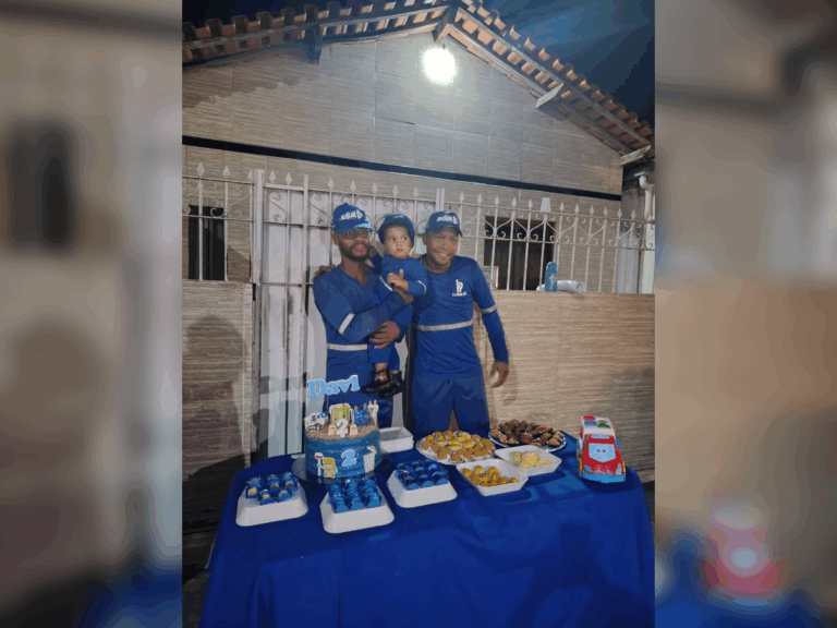 Fuxico Fofura: Pequeno Davi comemora 2 aninhos homenageando os garis de Jequié