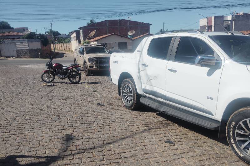 Menorzinho do grau fica ferido após colisão em Brumado